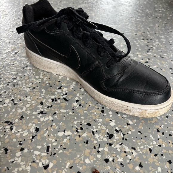 Black Nike Sneakers. Used but could clean up nicely. - Picture 6 of 6
